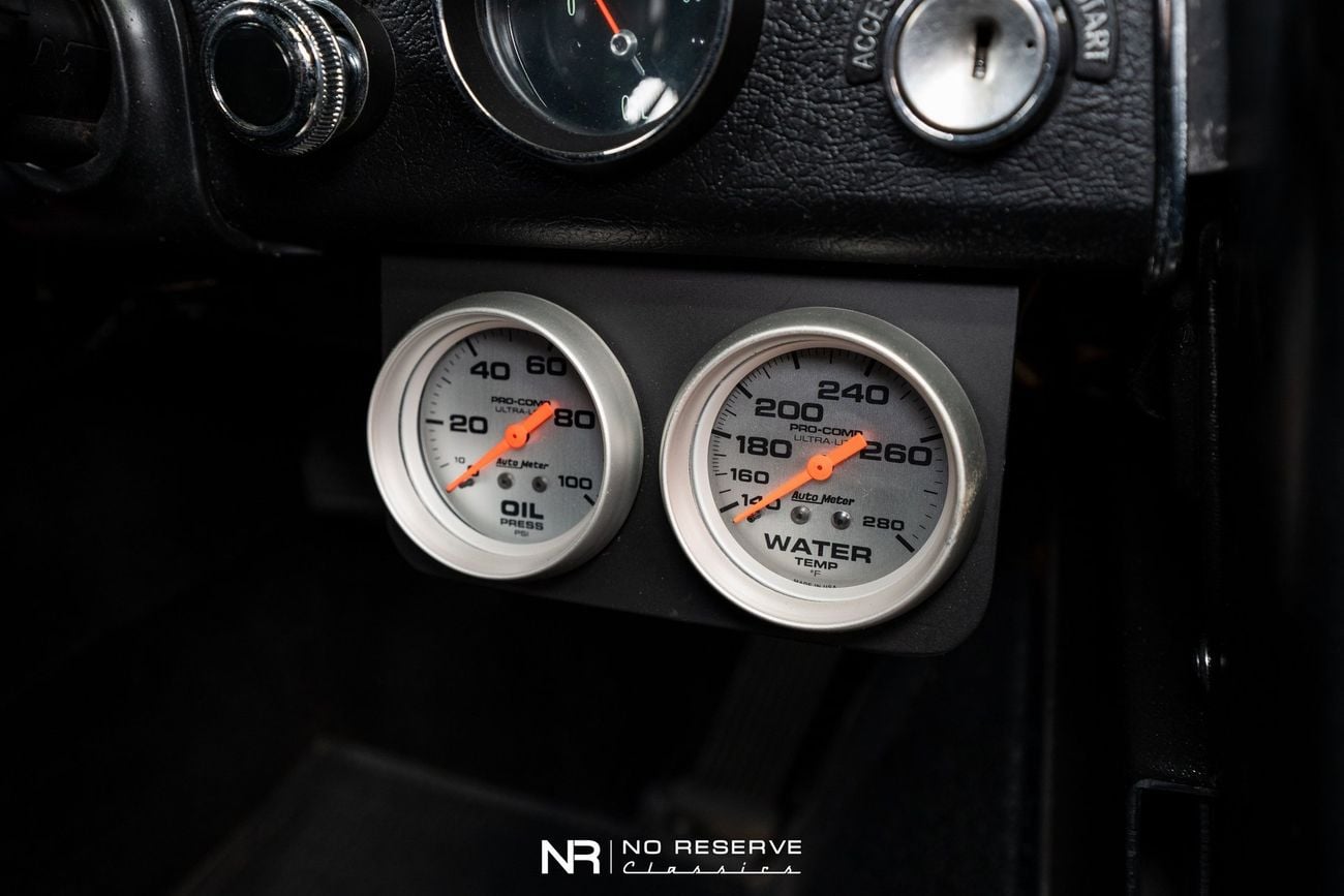 شيفروليه كورفت ZZ502 6 Speed Widebody Restomod