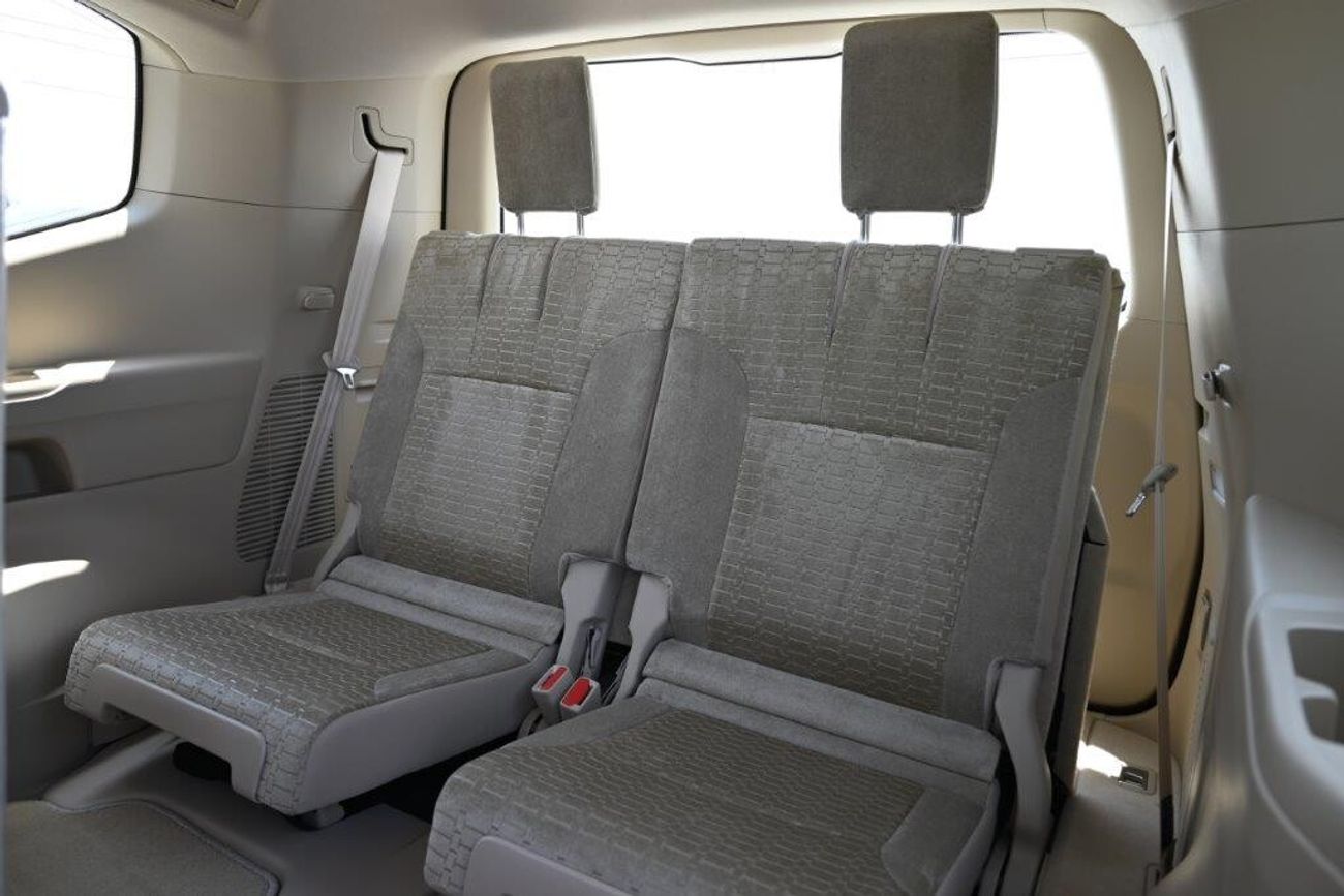 Toyota Land Cruiser 300 GXR V6 4.0L Petrol Automatic