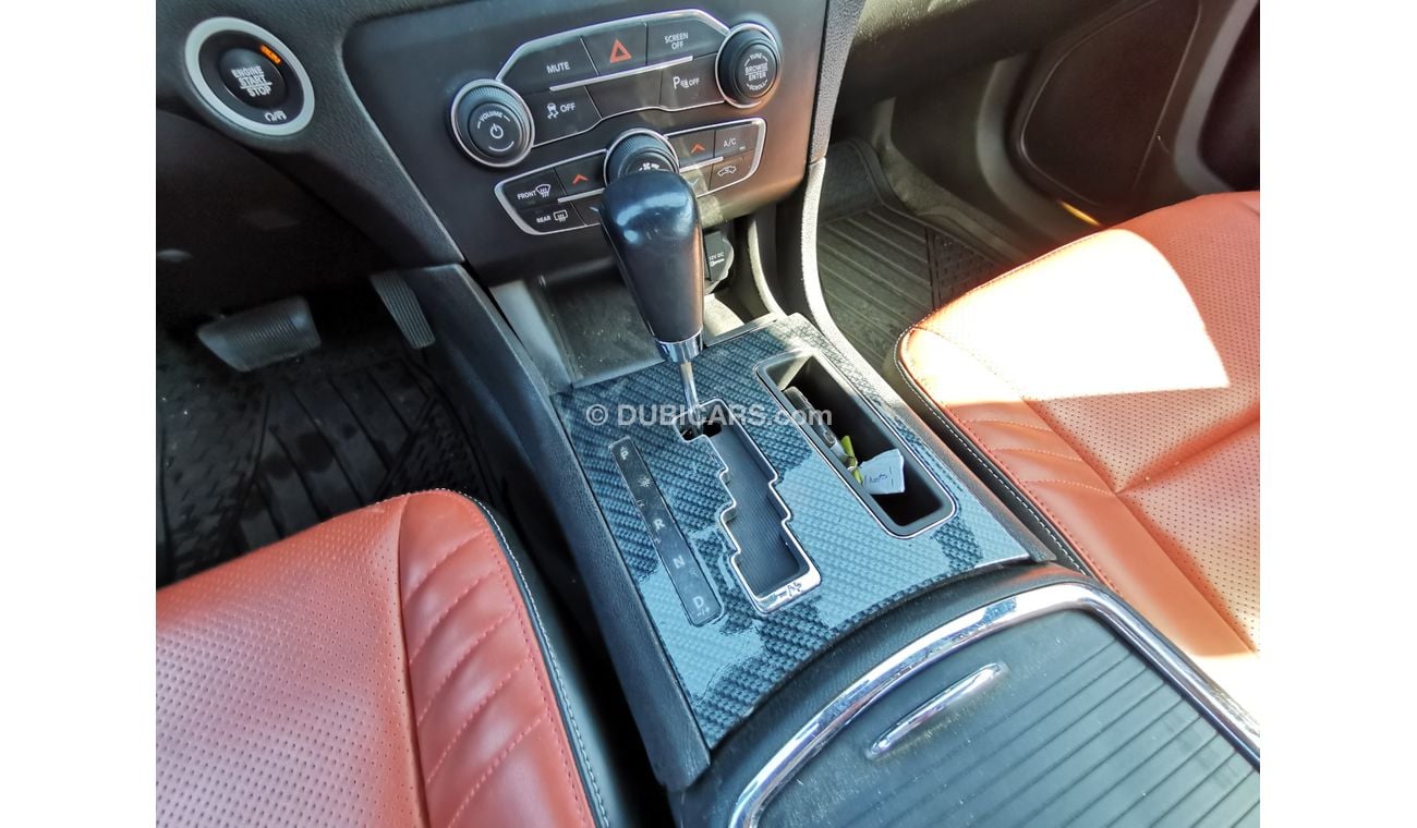 Dodge Charger R/T V8 / LOW MILEAGE / LOT#5468