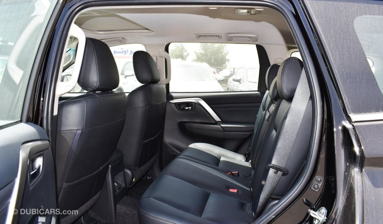 Mitsubishi Montero Montero Sport 2022 3.0L F49+ | GCC specs 4x4 | Push Start | (Sunroof/Heating Seats) | Black Leather 