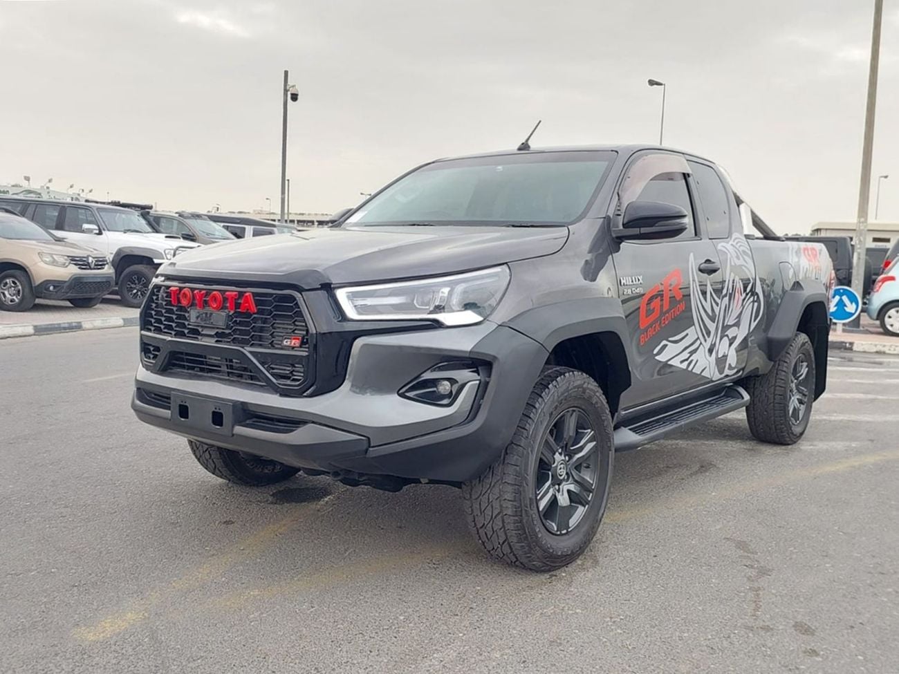 Toyota Hilux TOYOTA HILUX PICKUP RHD 2018 MODEL 2.8 L DIESEL AUTOMATIC(PM63198)