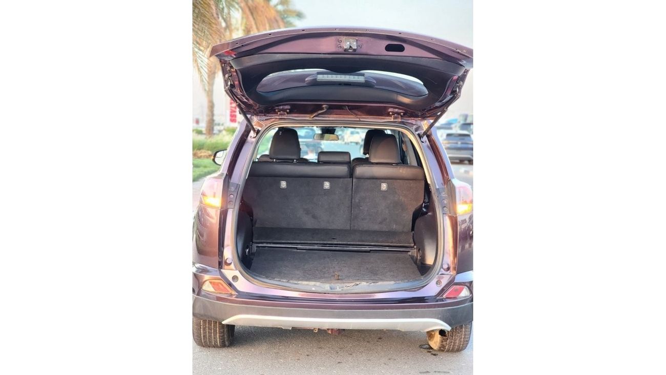 تويوتا راف ٤ TOYOTA RAV4 XLE HYBRID FULL OPTION