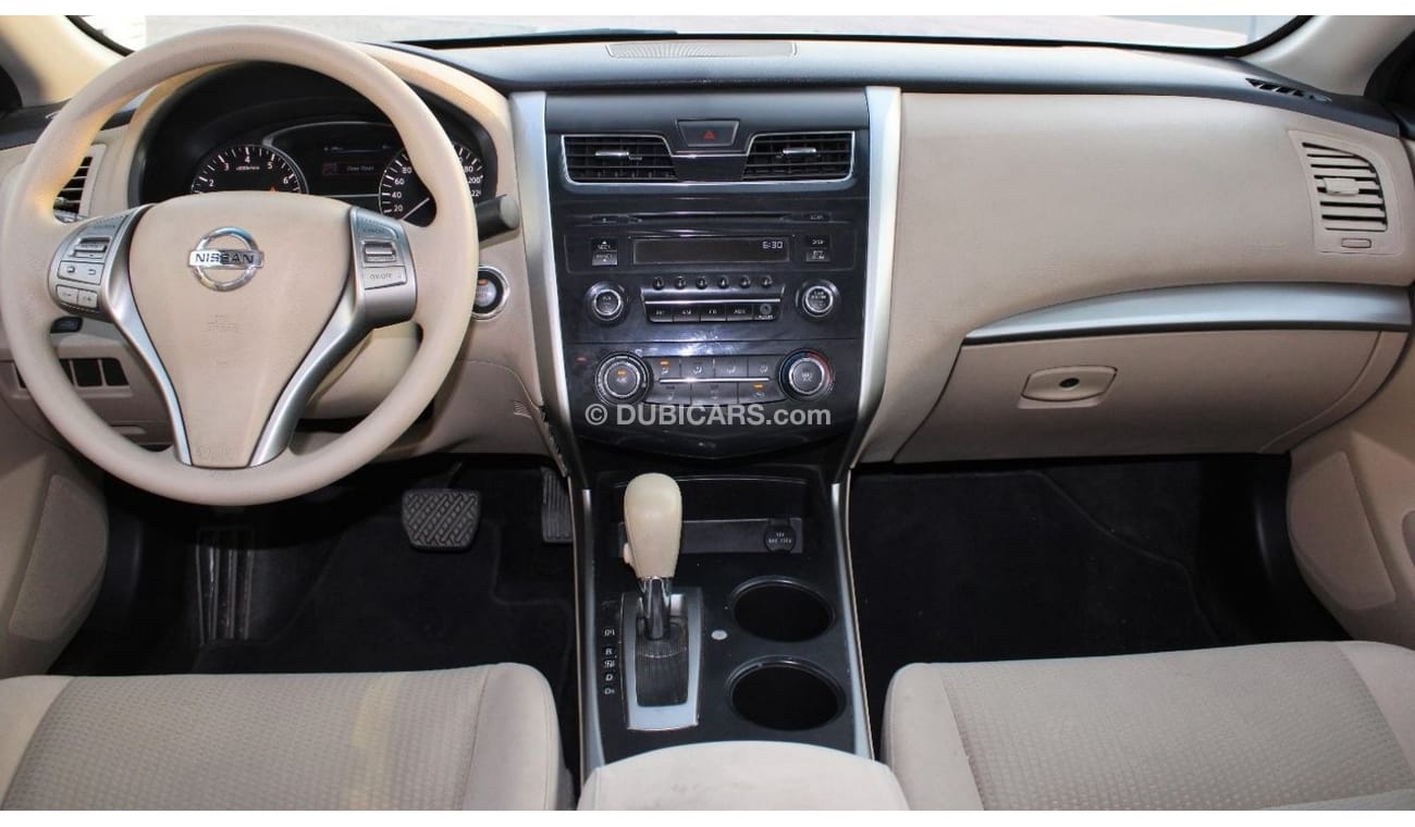 Nissan Altima Nissan Altima 2016, GCC No. 2, in excellent condition, without accidents, very clean from inside and