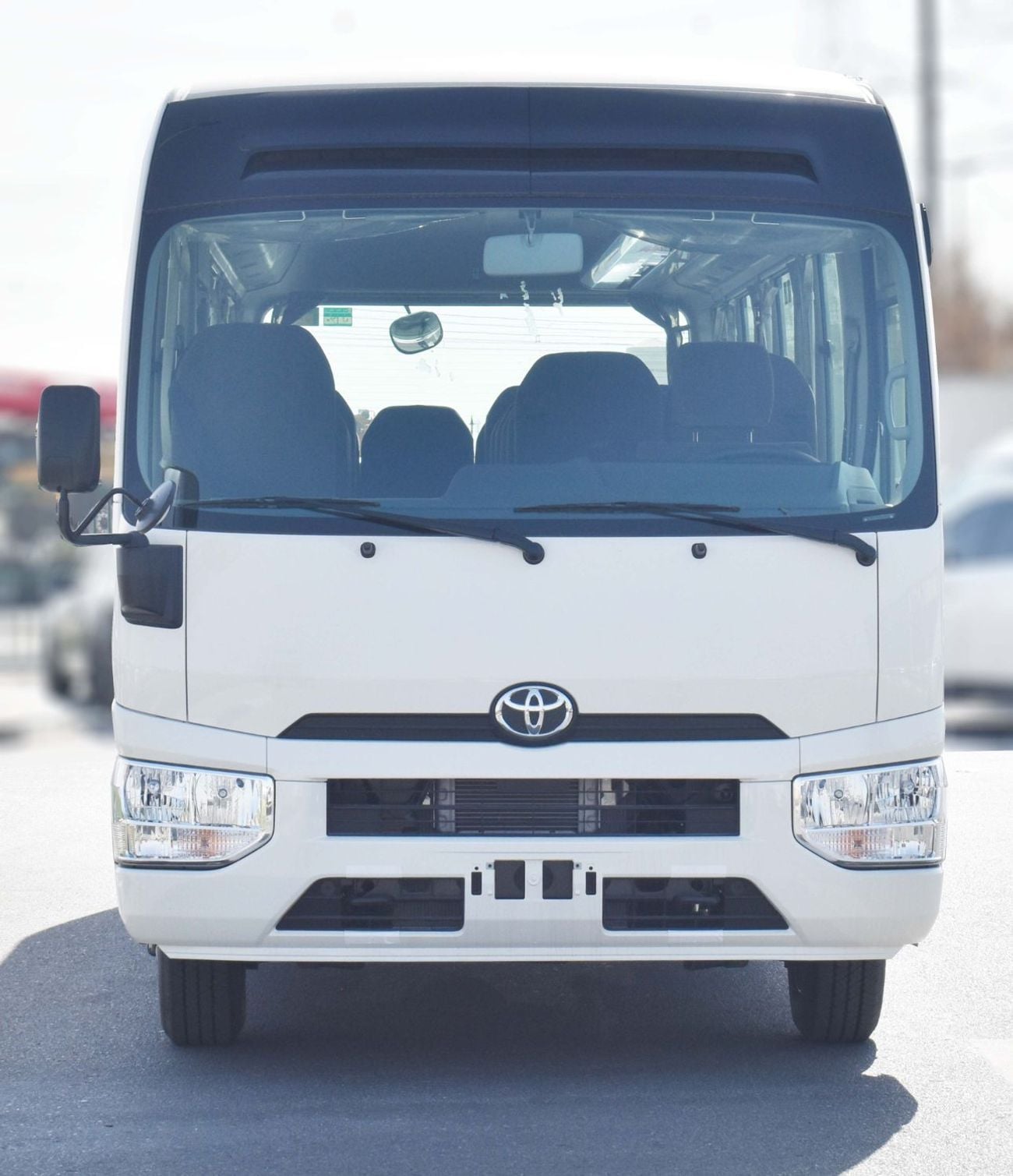 تويوتا كوستر 2.8L TURBO DIESEL A/T (WITH BAGGAGE RACK AND CURTAINS)