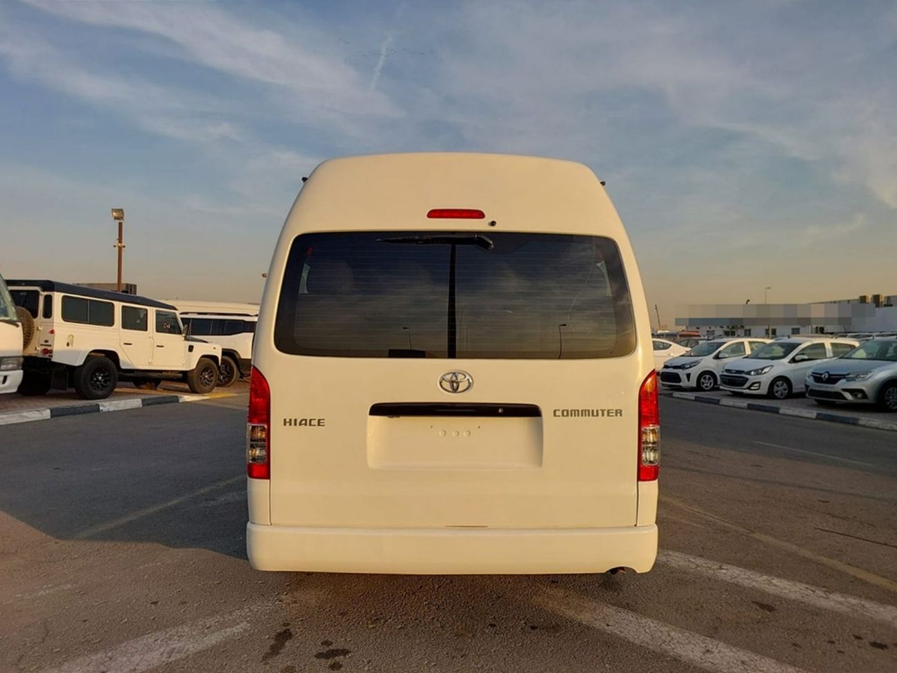 تويوتا هاياس TOYOTA HIACE COMMUTER VAN RHD 2019 MODEL 3.0 L DIESEL AUTOMATIC(PM38974)