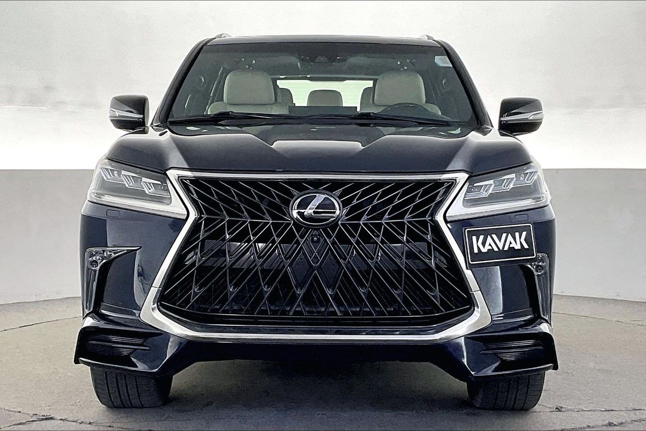 Lexus LX 570 Signature | National Day Celebration | Guaranteed Warranty | 0 Down Payment