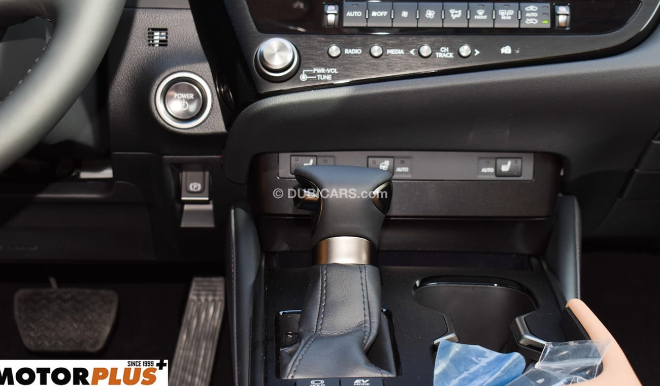 Lexus ES 300 h radar, seat heater, big screen, export only 2024 Euro specs
