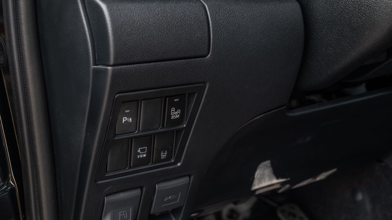 تويوتا هيلوكس TOYOTA HILUX 4.0 GRS -2026YM