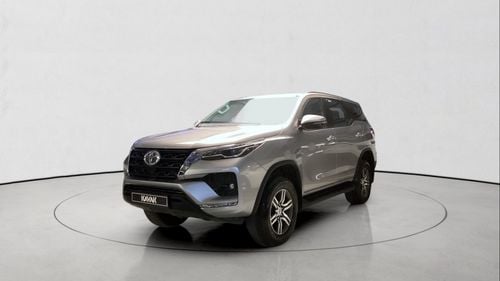 تويوتا فورتونر 4.0 4WD AUTO 7STR GXR RA/RB | شامل الضمان | 0 ﺪﻔﻋﺓ ﺃﻮﻟﻯ