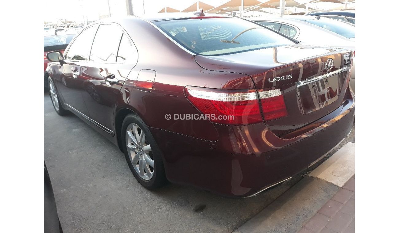 Lexus LS460