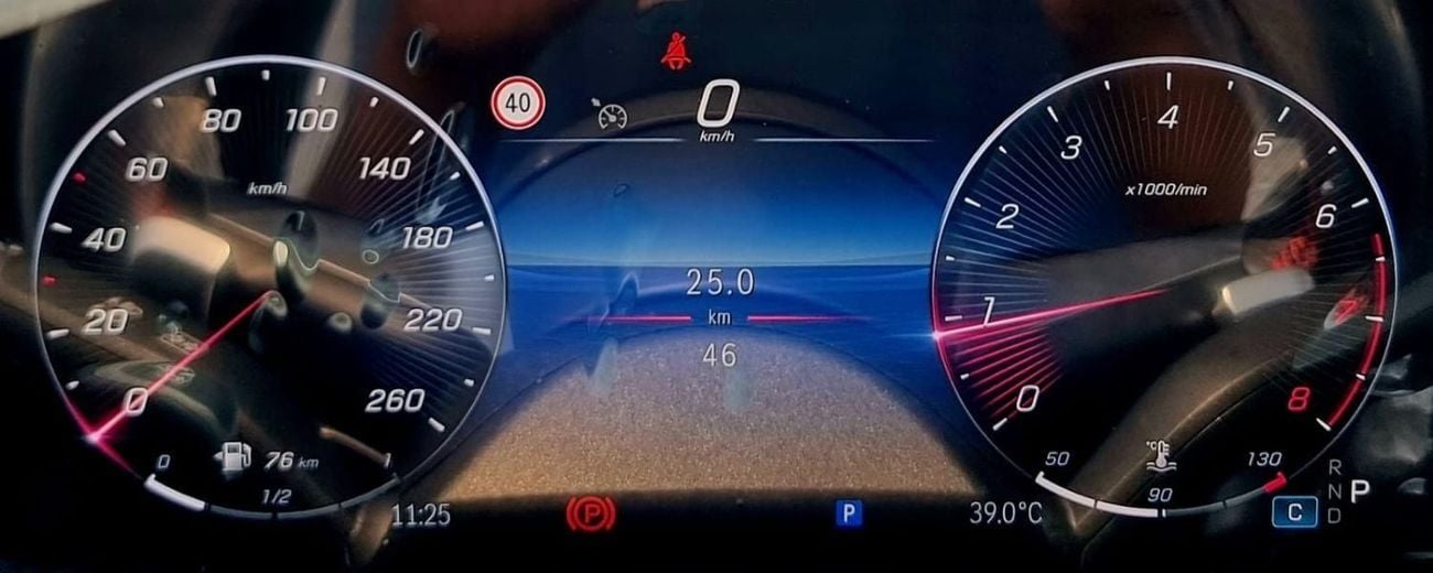 Mercedes-Benz GLB 200 AMG SUV 7 Seater Under Warranty 2025 GCC