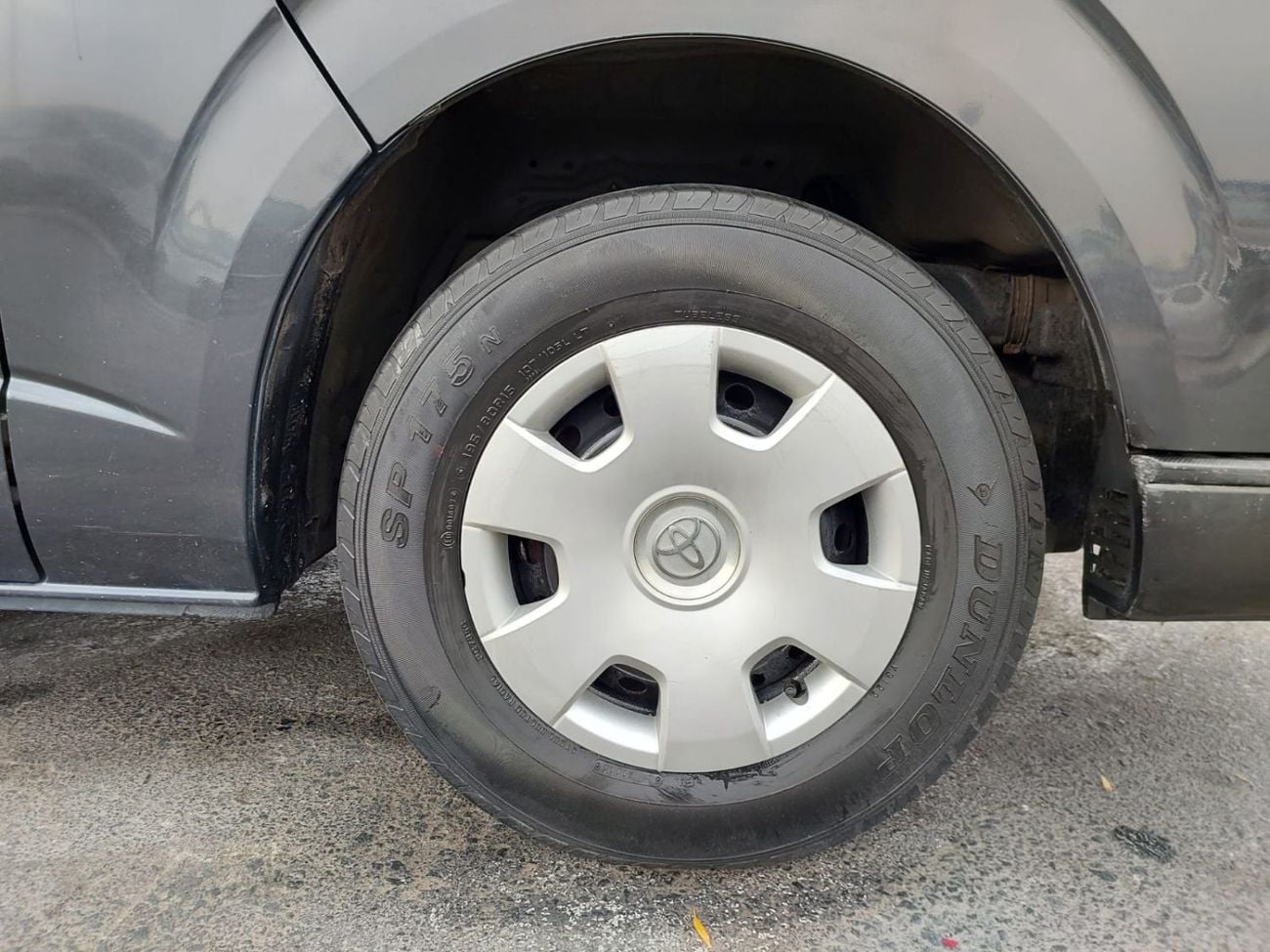 Toyota Hiace (RAMADAN OFFER) TOYOTA HIACE VAN RHD 2006 MODEL 2.0 L PETRO AUTOMATIC(PM49614)