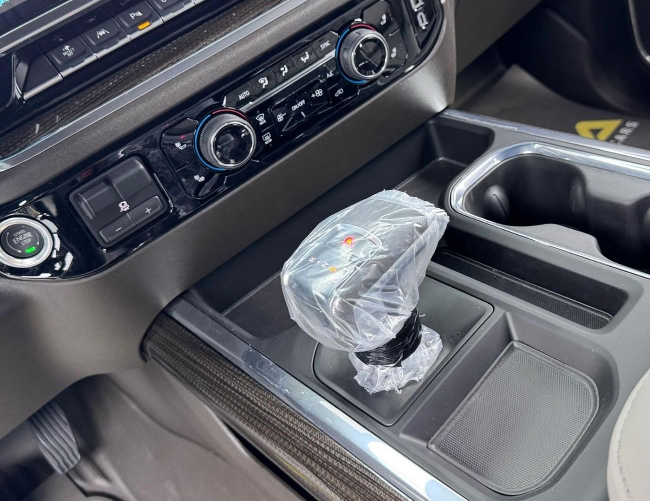 شيفروليه سيلفارادو 2024 Chevrolet Silverado 1500 Z71 LT Trail Boss, 2027 Chevrolet Warranty, Full Service History, GCC