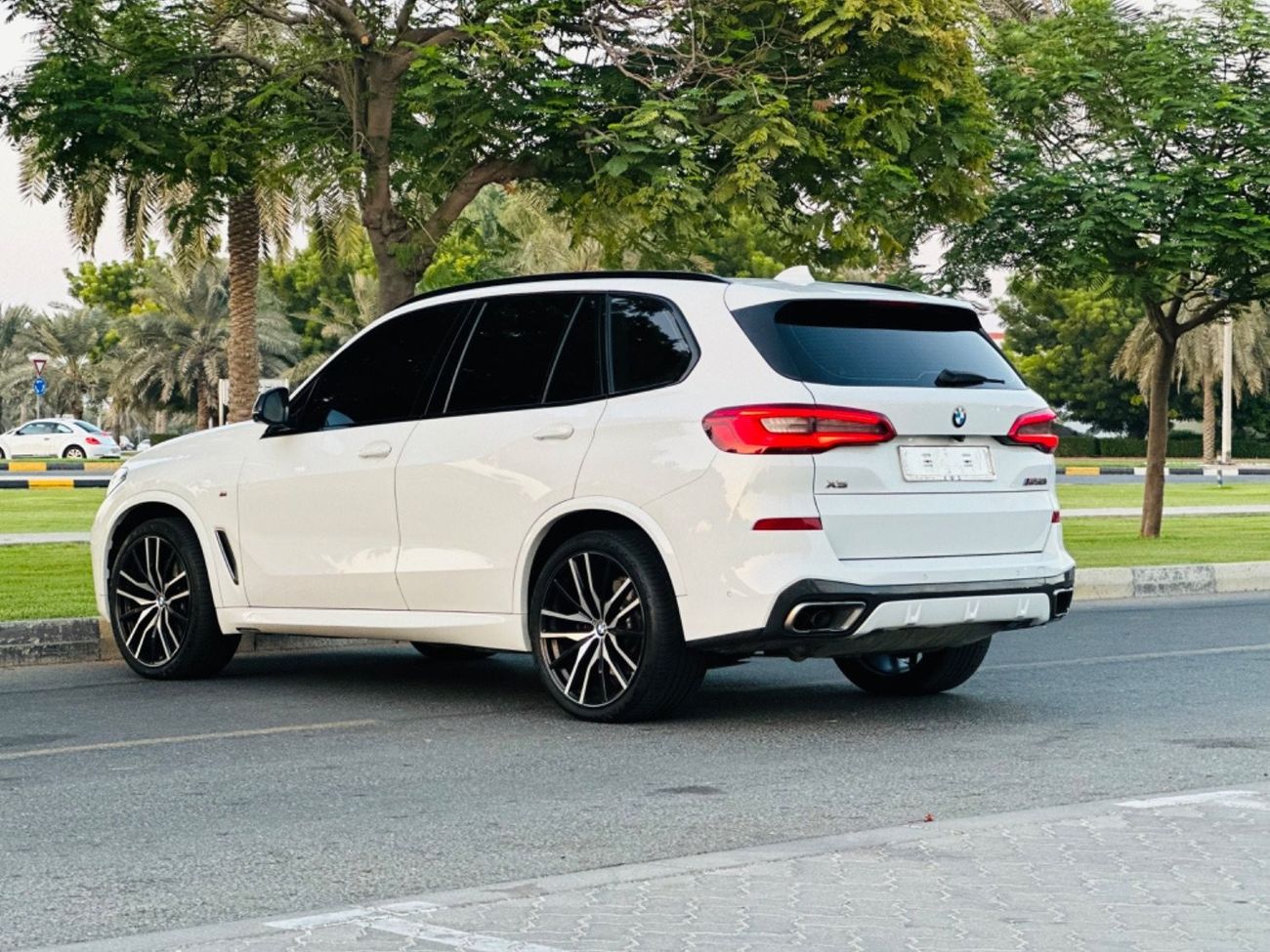 بي أم دبليو X5 50i M Sport 4.4L