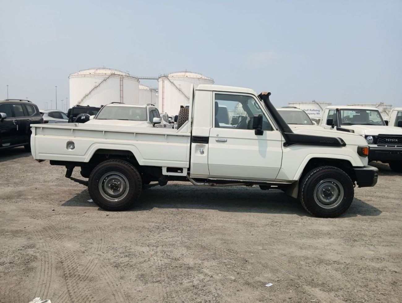 تويوتا لاند كروزر بيك آب Single Cab - 4.2L Diesel Manual - 6 Cylinders - White - ECT0001