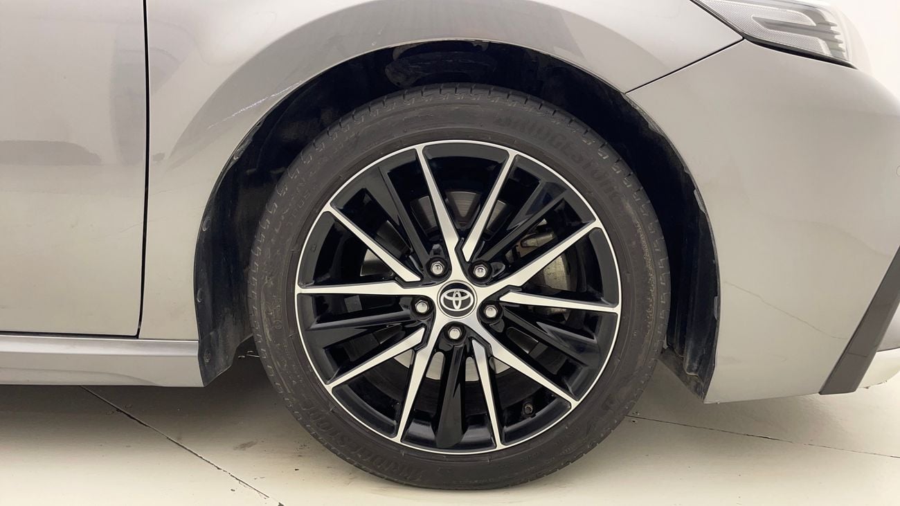 تويوتا كامري SPORT 3.5 | بدون دفعة مقدمة | اختبار القيادة في المنزل