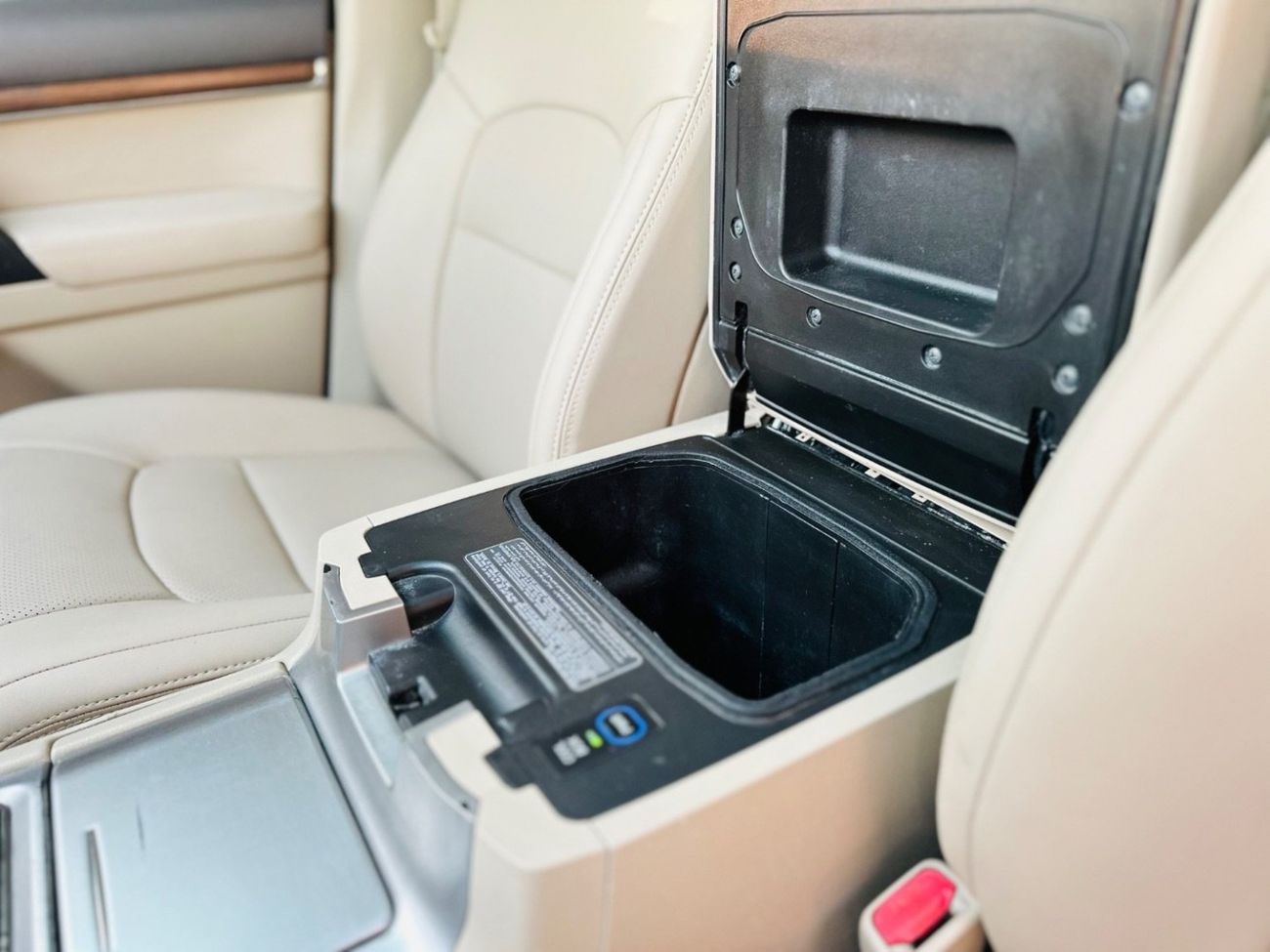 Toyota Land Cruiser GXR 4.0L (271 HP) 4WD