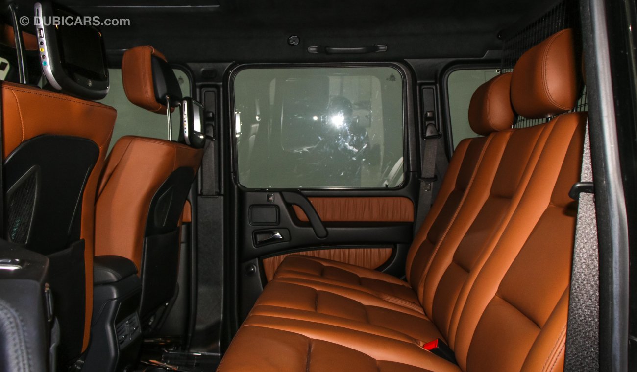 Mercedes-Benz G 500