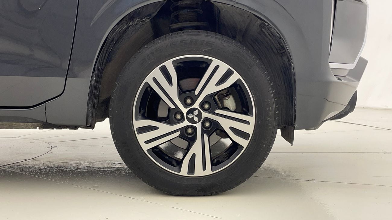 ميتسوبيشي إكسباندر MIDLINE 1.5 | بدون دفعة مقدمة | اختبار القيادة في المنزل