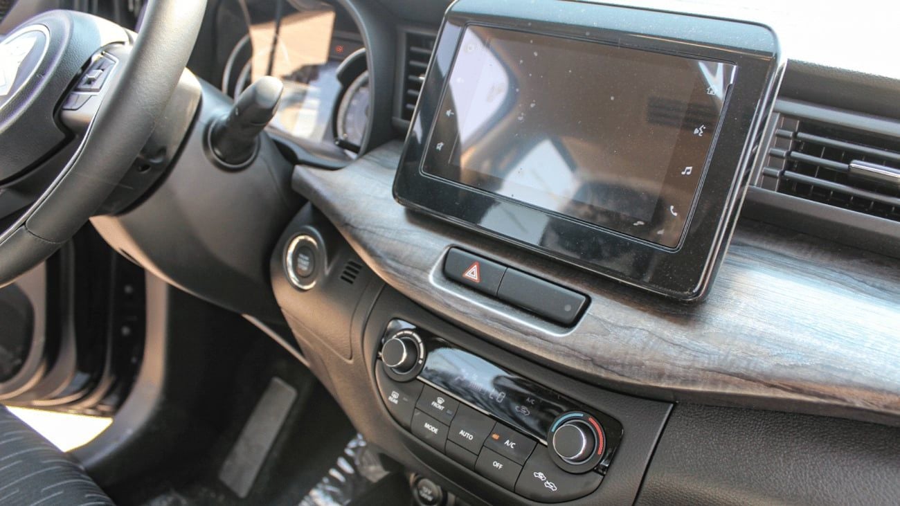 سوزوكي ايرتيغا SUZUKI ERTIGA 1.5L GLX AT