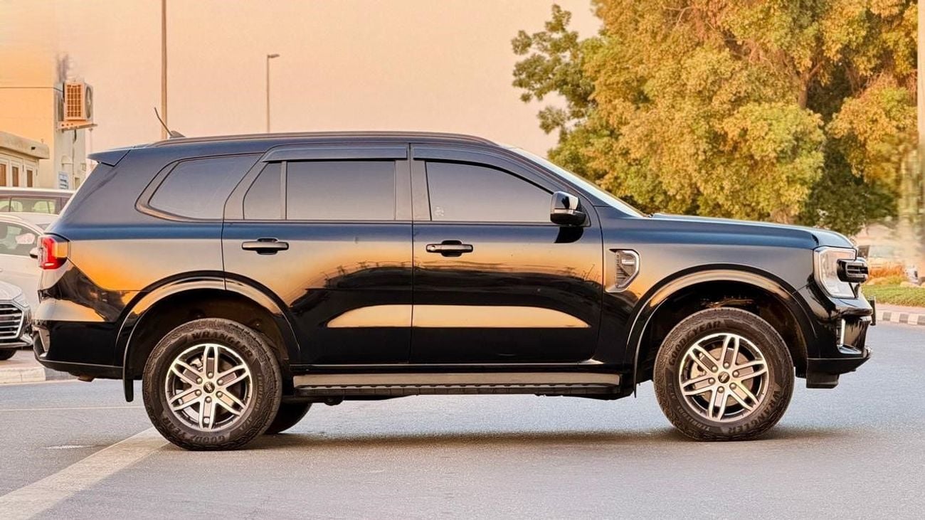 Ford Everest TREND | POWER BACK DOOR | PUSH START | 2.0L DIESEL | BACK CAMERA | DUAL CLIMATE CONTROL | AUTO | RHD