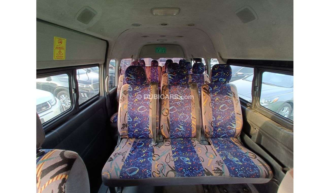 Toyota Hiace 2.7L Petrol / Manual Gear Box / Good Condition (CODE # 48022)