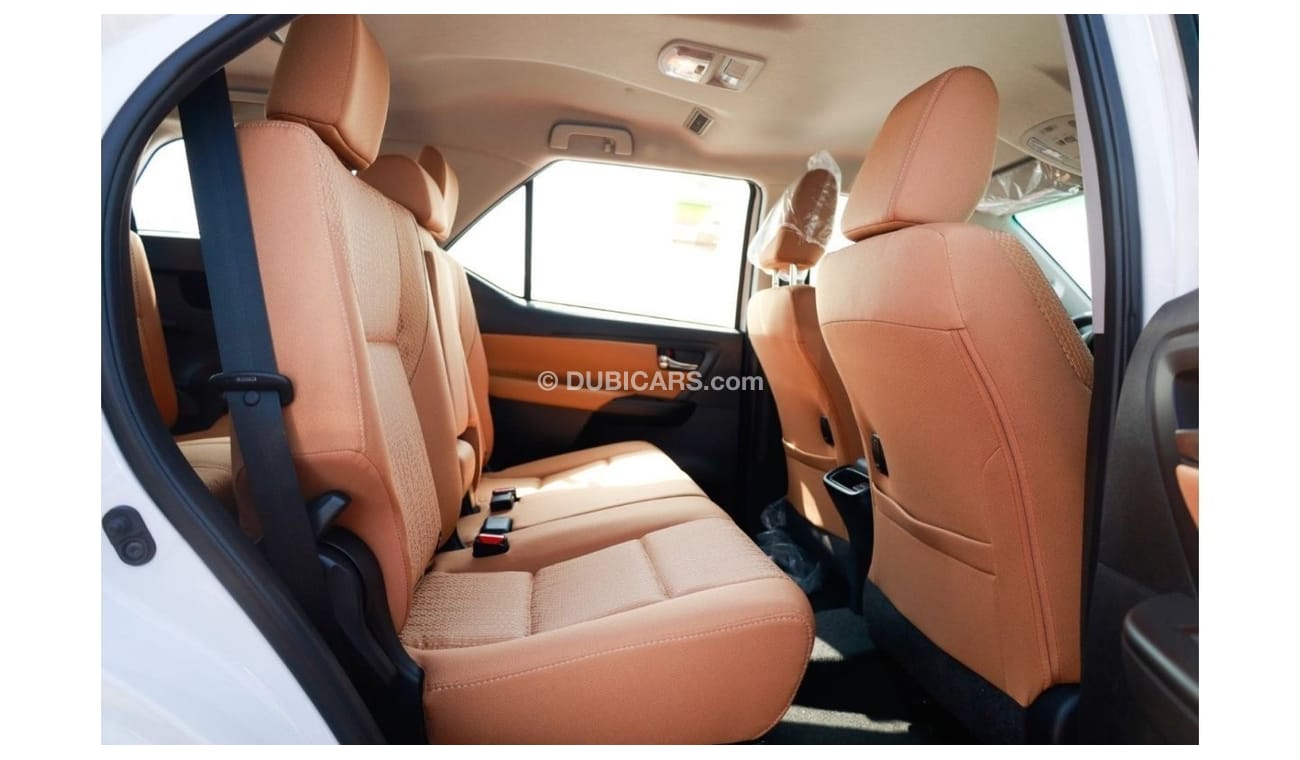 تويوتا فورتونر TOYOTA FORTUNER 2.7 AT CLIMATE CONTROL WHITE 2023