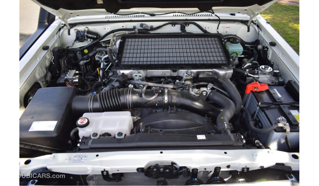 تويوتا لاند كروزر هارد توب LX V8 4.5L TURBO DIESEL 4WD MANUAL TRANSMISSION WAGON