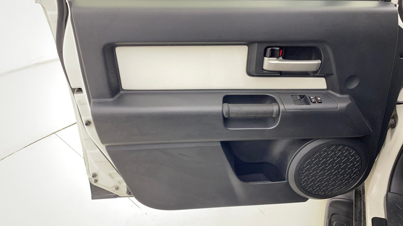 تويوتا إف جي كروزر 2021 GXR | AED 1701/Month | 0 DP | 30 Day Return | Warranty | Service History