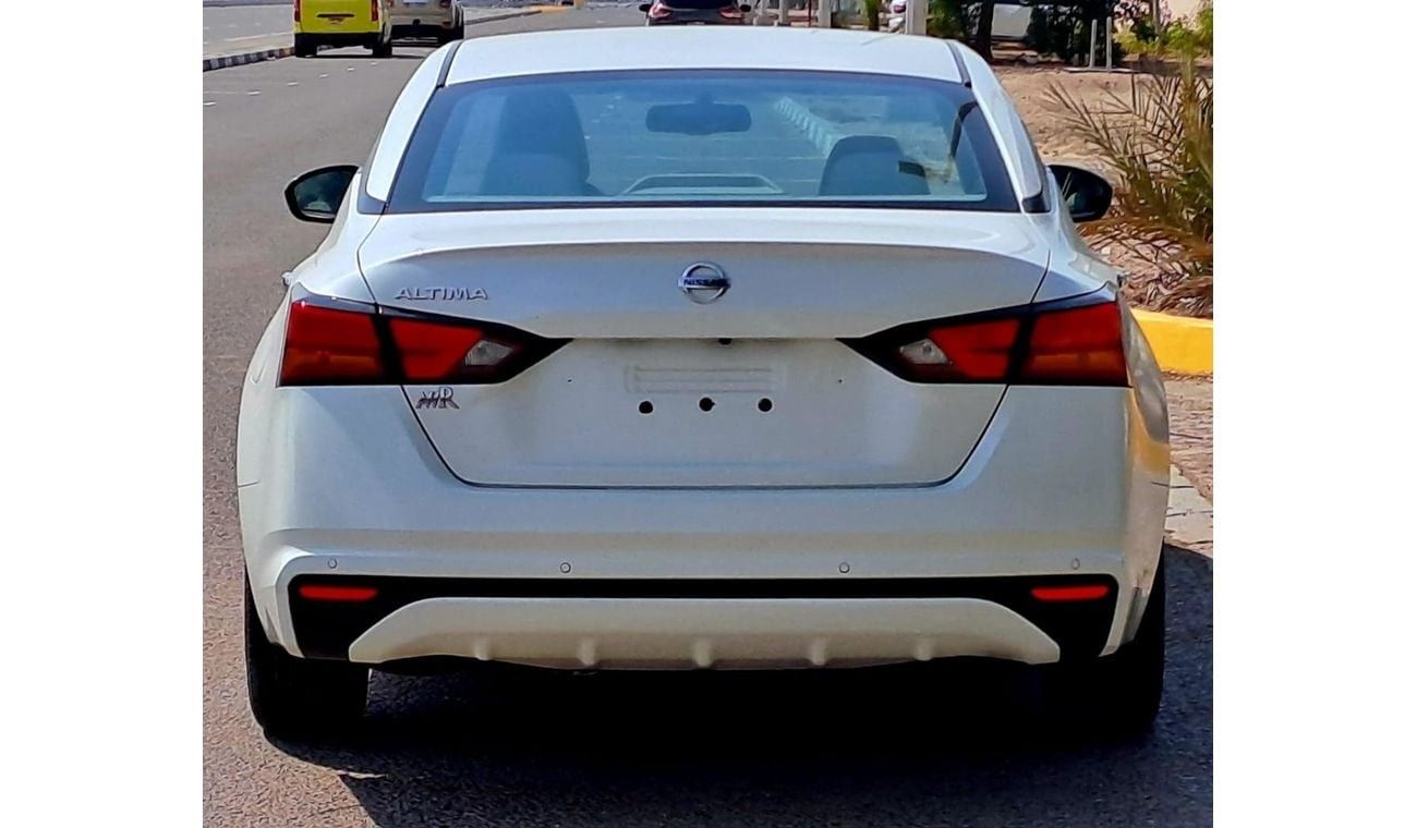 Nissan Altima 2.5 SV 2020 2.5L GCC (860/-MONTHLY)
