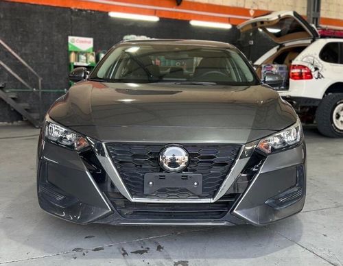 Nissan Sentra S 2L 149 HP