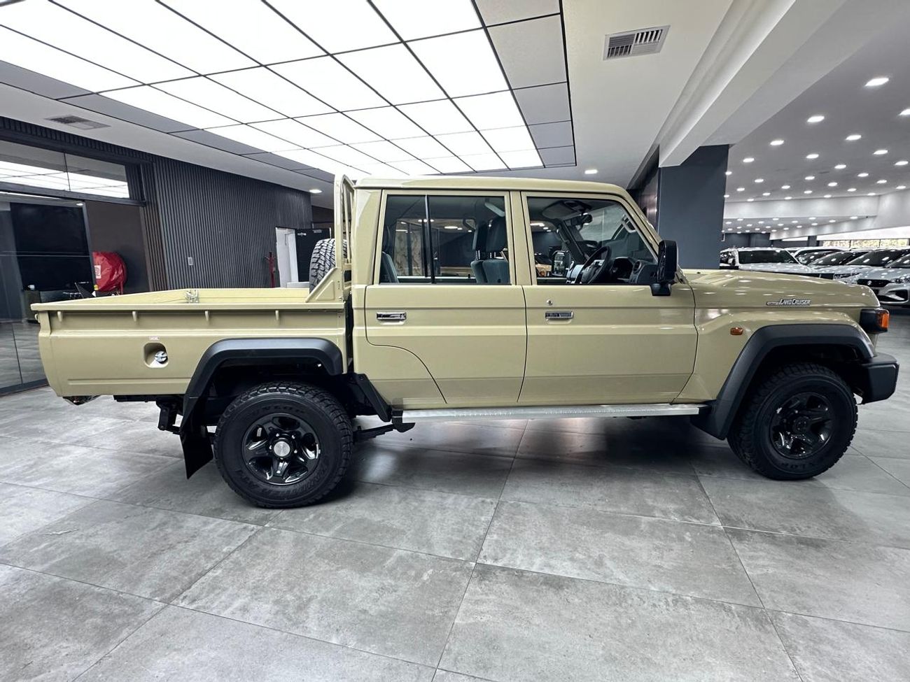 تويوتا لاند كروزر بيك آب Toyota LC79 RHD 4.2L diesel engine 2025 manual gear