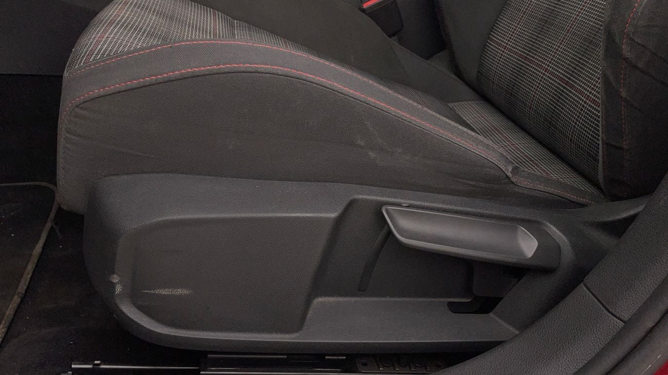 فولكس واجن جولف GTI GTI 2 | بدون دفعة مقدمة | اختبار القيادة في المنزل