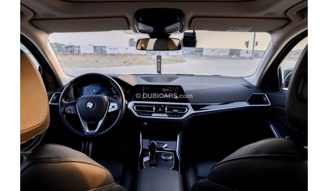 بي أم دبليو 320 BMW 320 i 2022 مواصفات يابانية بحالة ممتازة