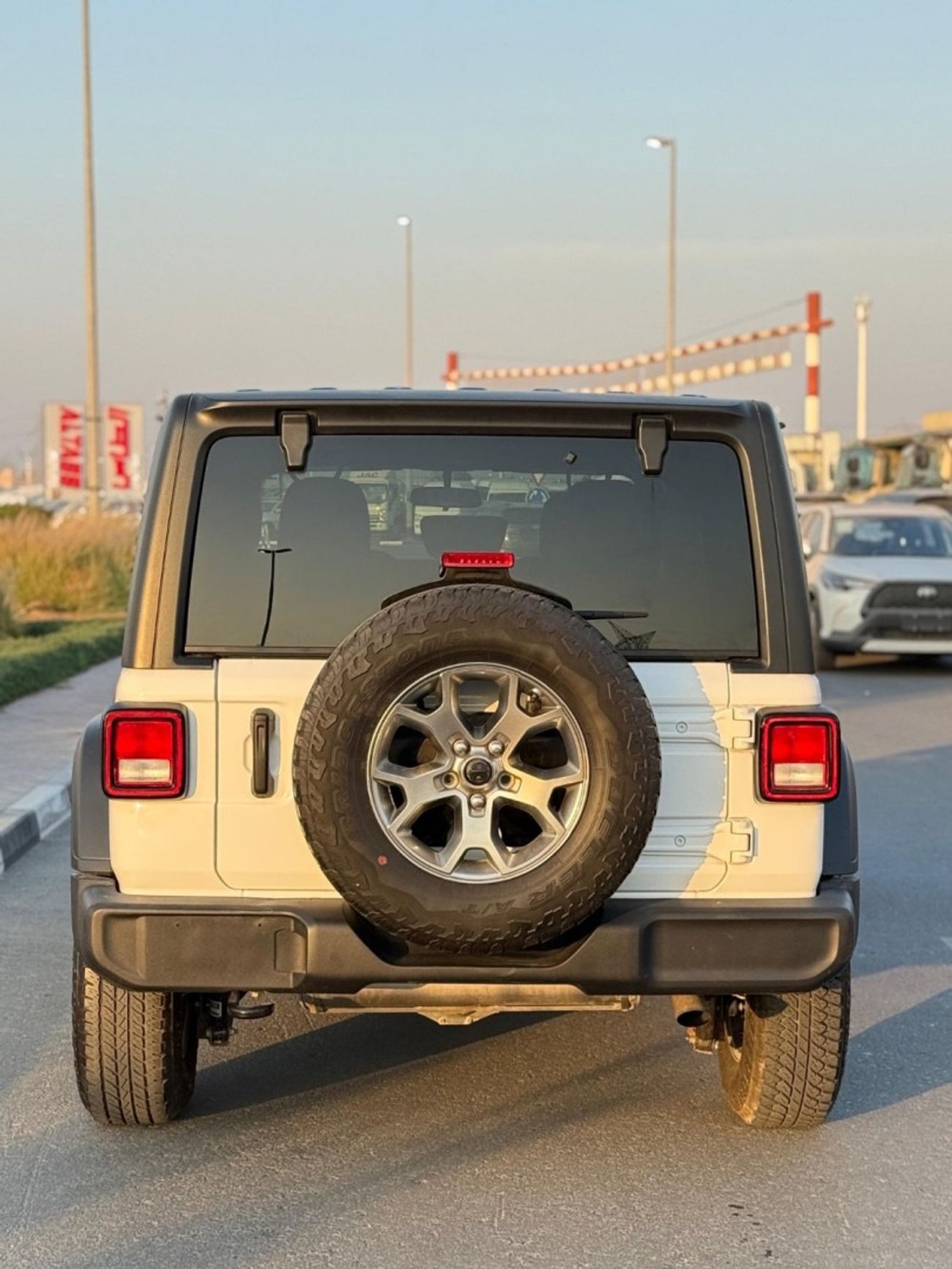 جيب رانجلر Unlimited Sport S 2.0L A/T