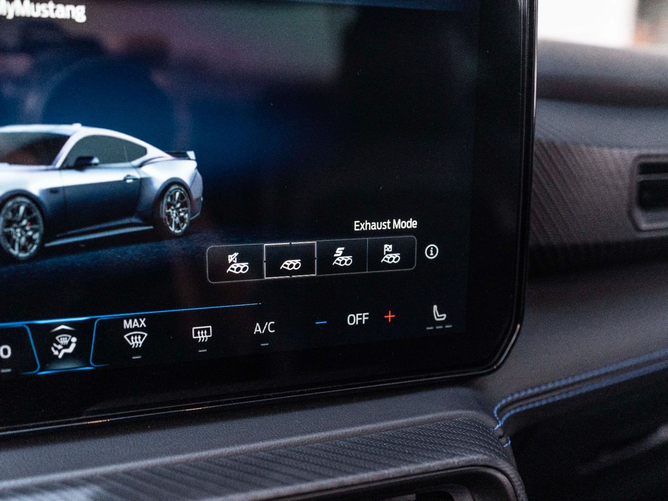 Ford Mustang DARK HORSE 5.0 (500HP) A/T