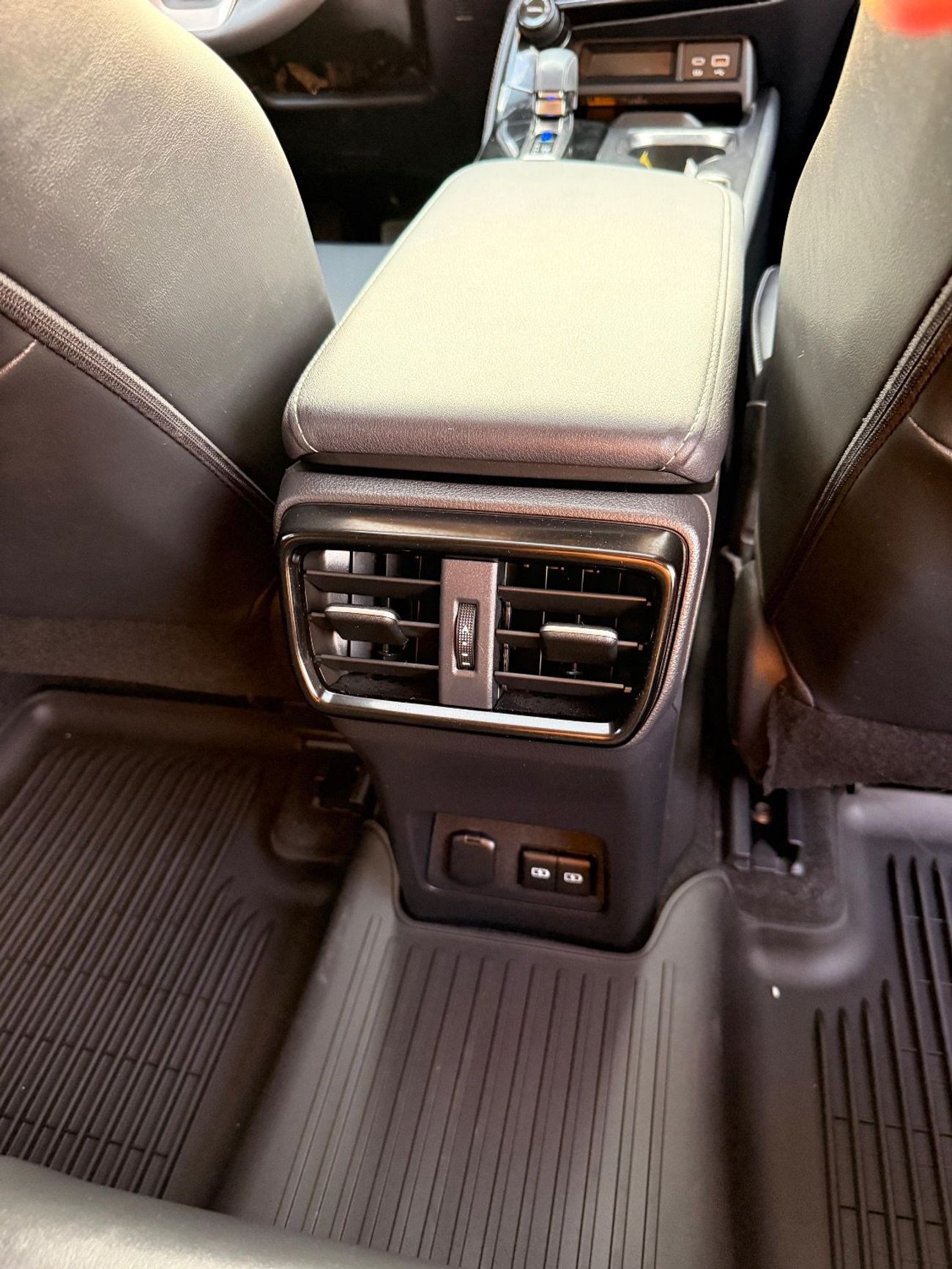 لكزس NX350 Premier 2.4L