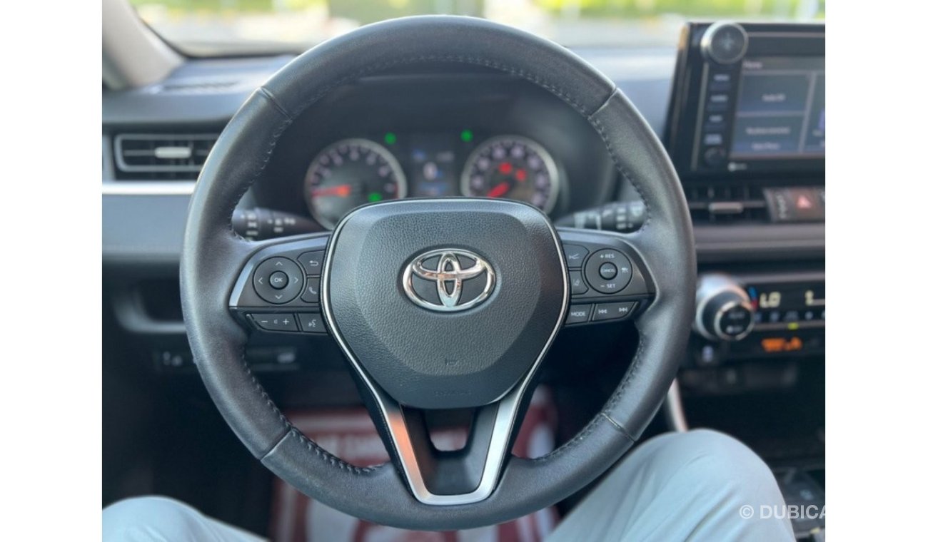 Toyota RAV4 XLE Premium VIP