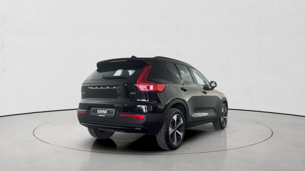 Volvo XC40 B4 Ultimate | upto AED 20,000 Ramadan Discount | Guaranteed Warranty | 0 Down Payment