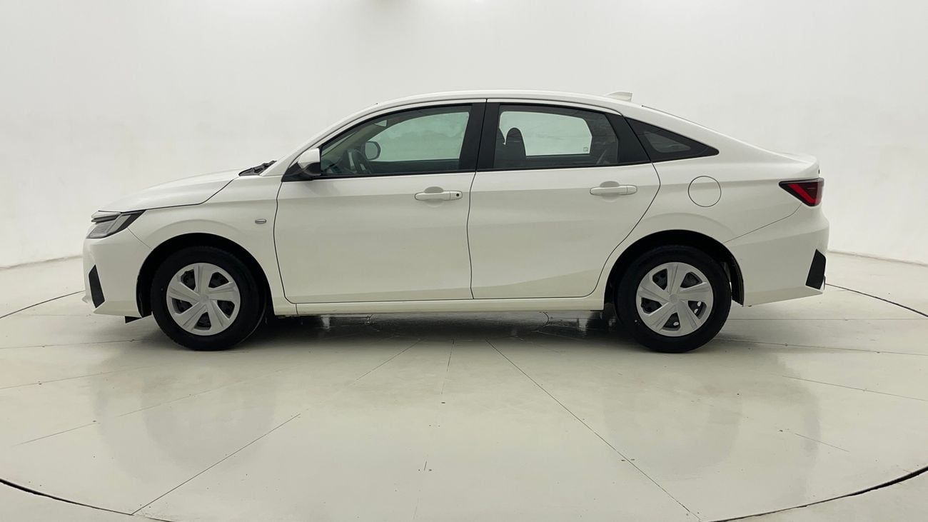 تويوتا يارس E 1.5 | بدون دفعة مقدمة | اختبار القيادة في المنزل