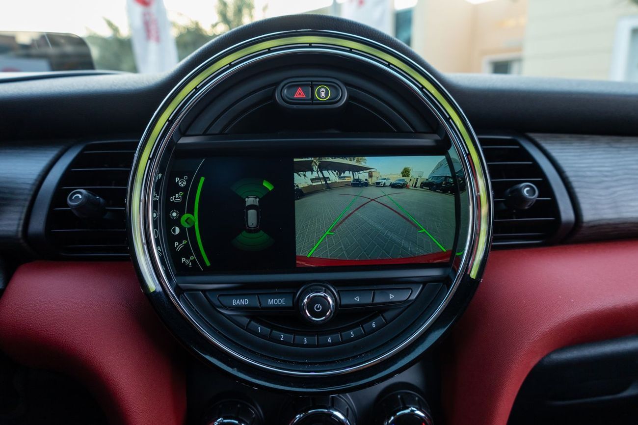 Mini Cooper John Cooper Works 2.0L (231 HP)