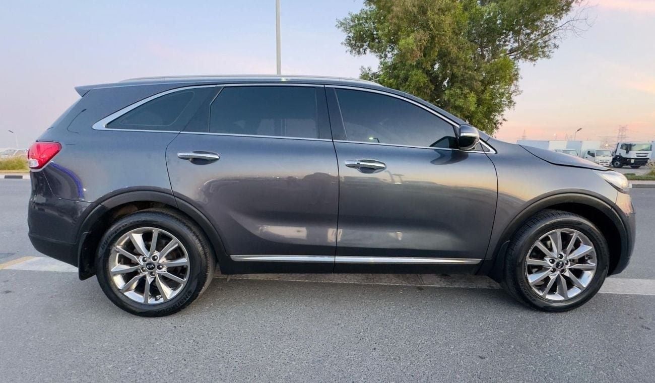 Kia Sorento PREMIUM CONDITION | LHD | 2015 | 2.0L DIESEL ENGINE | REAR VIEW CAMERA