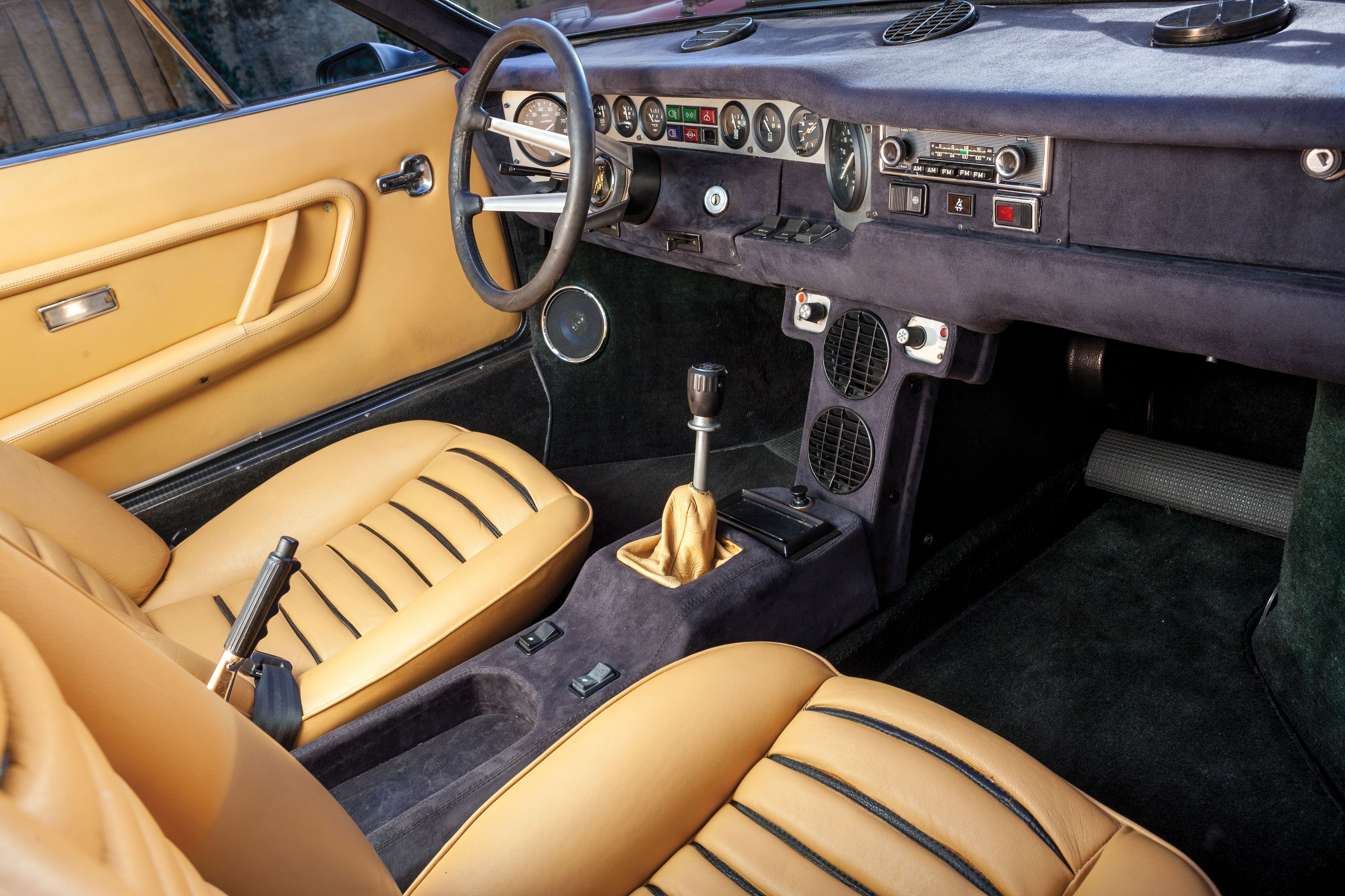 Lamborghini Urraco interior - Cockpit