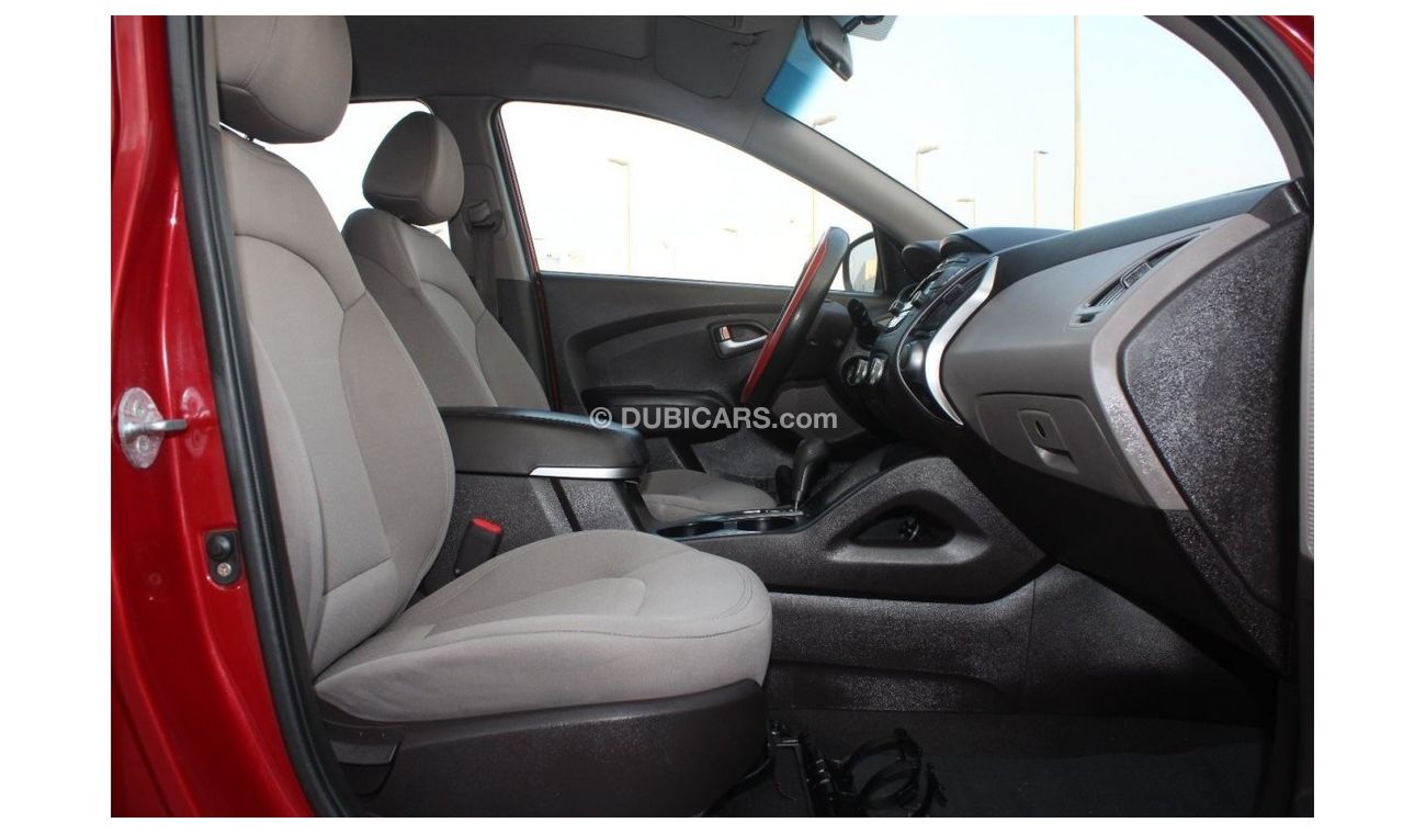 هيونداي توسون هيونداي توسان 2012 خليجي 2000 سي سي  بحالة ممتازة بدون حوادث نظيفه جدا من الداخل والخارج