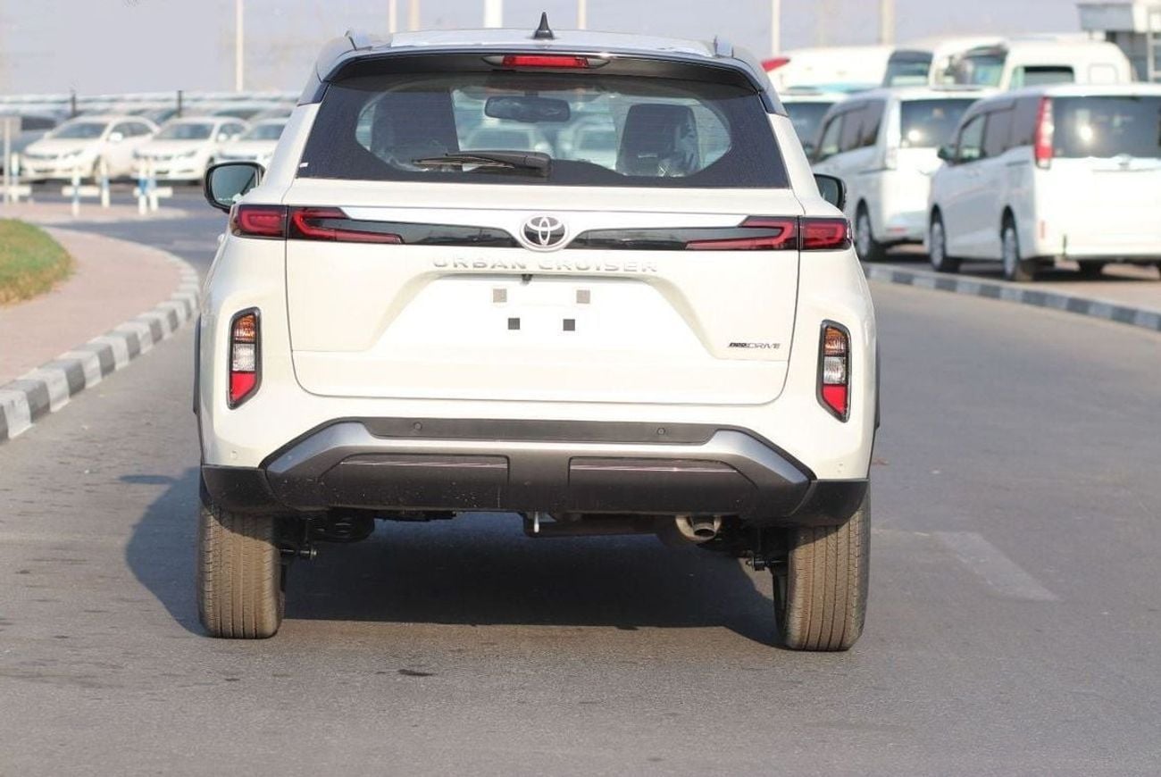 تويوتا أوربان كروزر GLX 1.5L, KEYLESS ENTRY, PUSH START, PANORAMIC ROOF, MODEL 2025