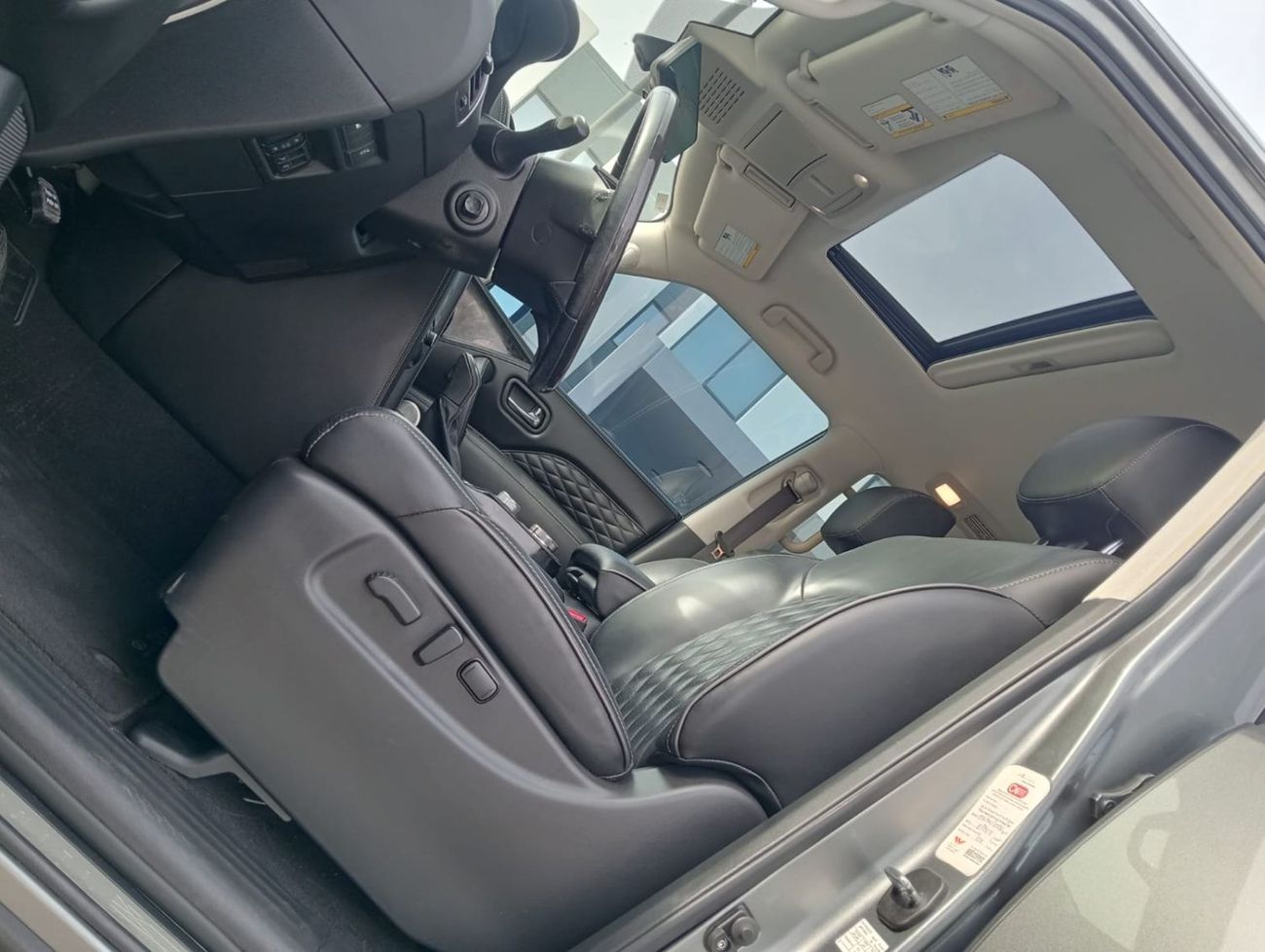 إنفينيتي QX80