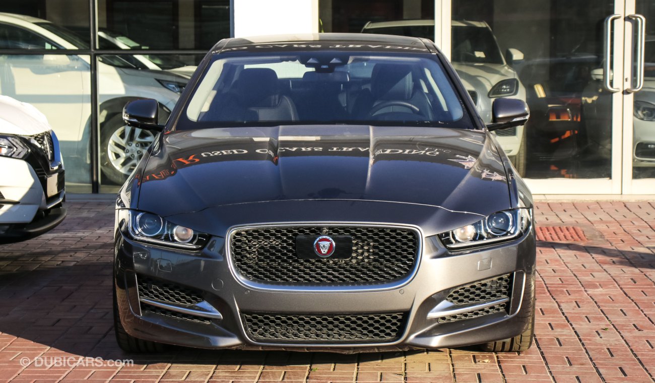 Jaguar XE