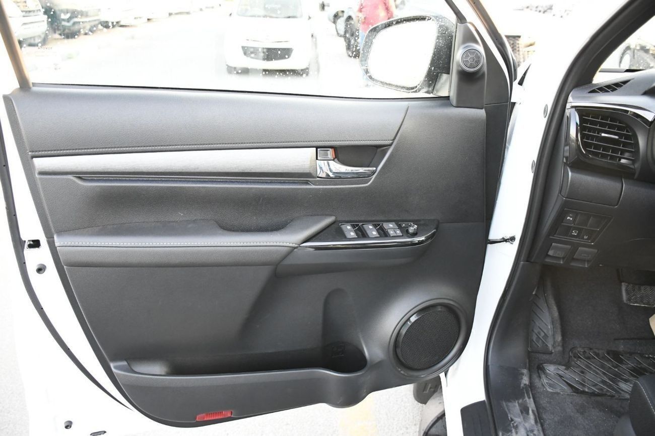 Toyota Hilux Adventure 4.0L  With Air Compressor  Full Option ( Ready Stock )