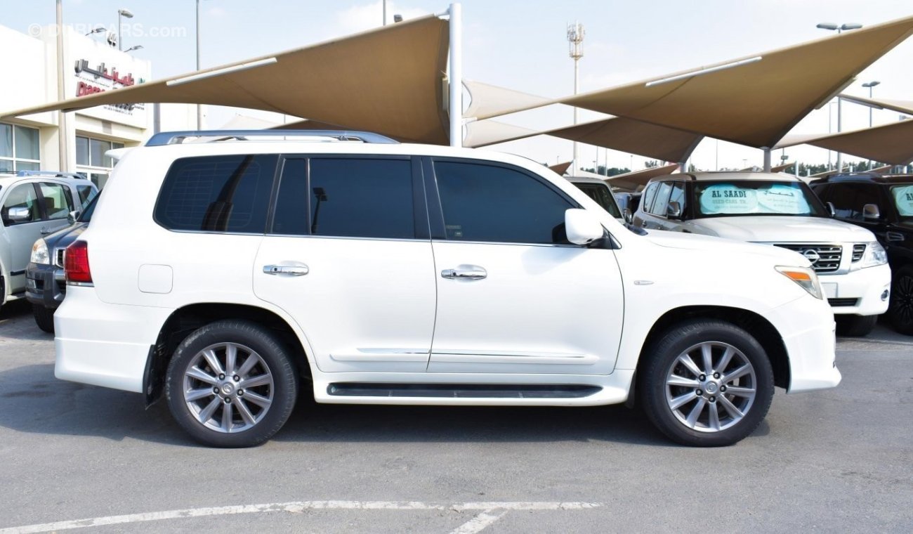 Lexus LX570