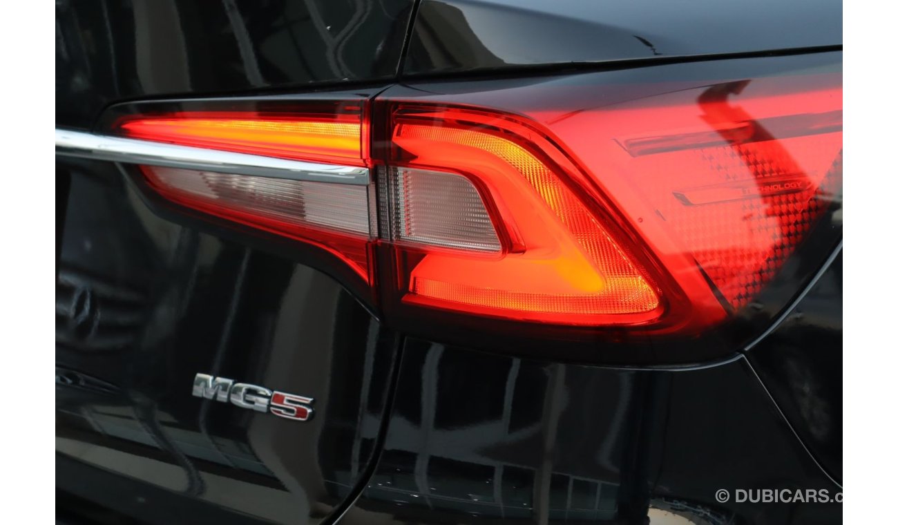 أم جي 5 MG MG5